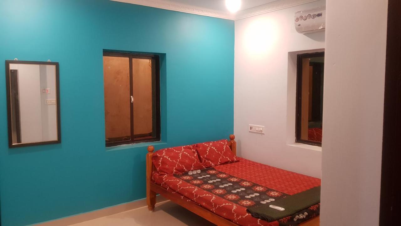 Jms Guest House Tirunallar 외부 사진